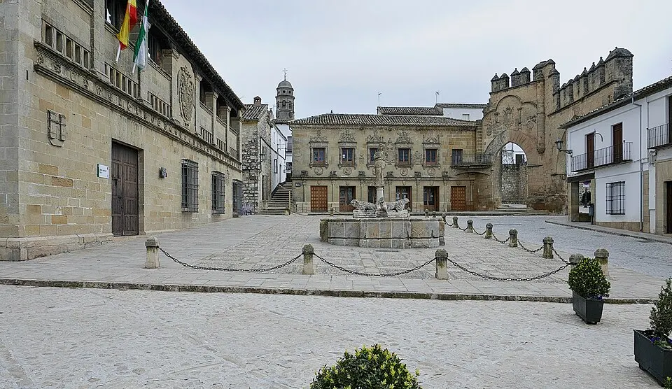 Plaza del Pópulo de Baeza